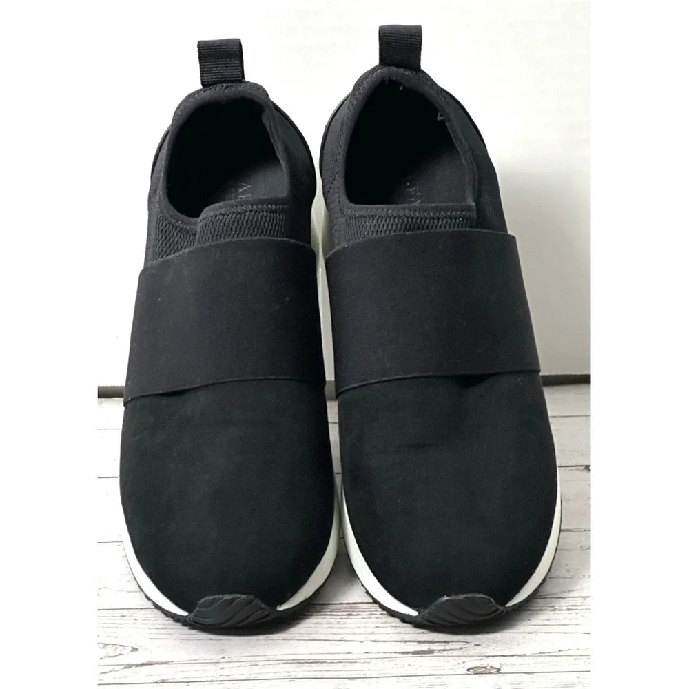 Alfani Step‎ In Flex Sneakers Black Pull-on Size 8.5 Women's Black Sneakers